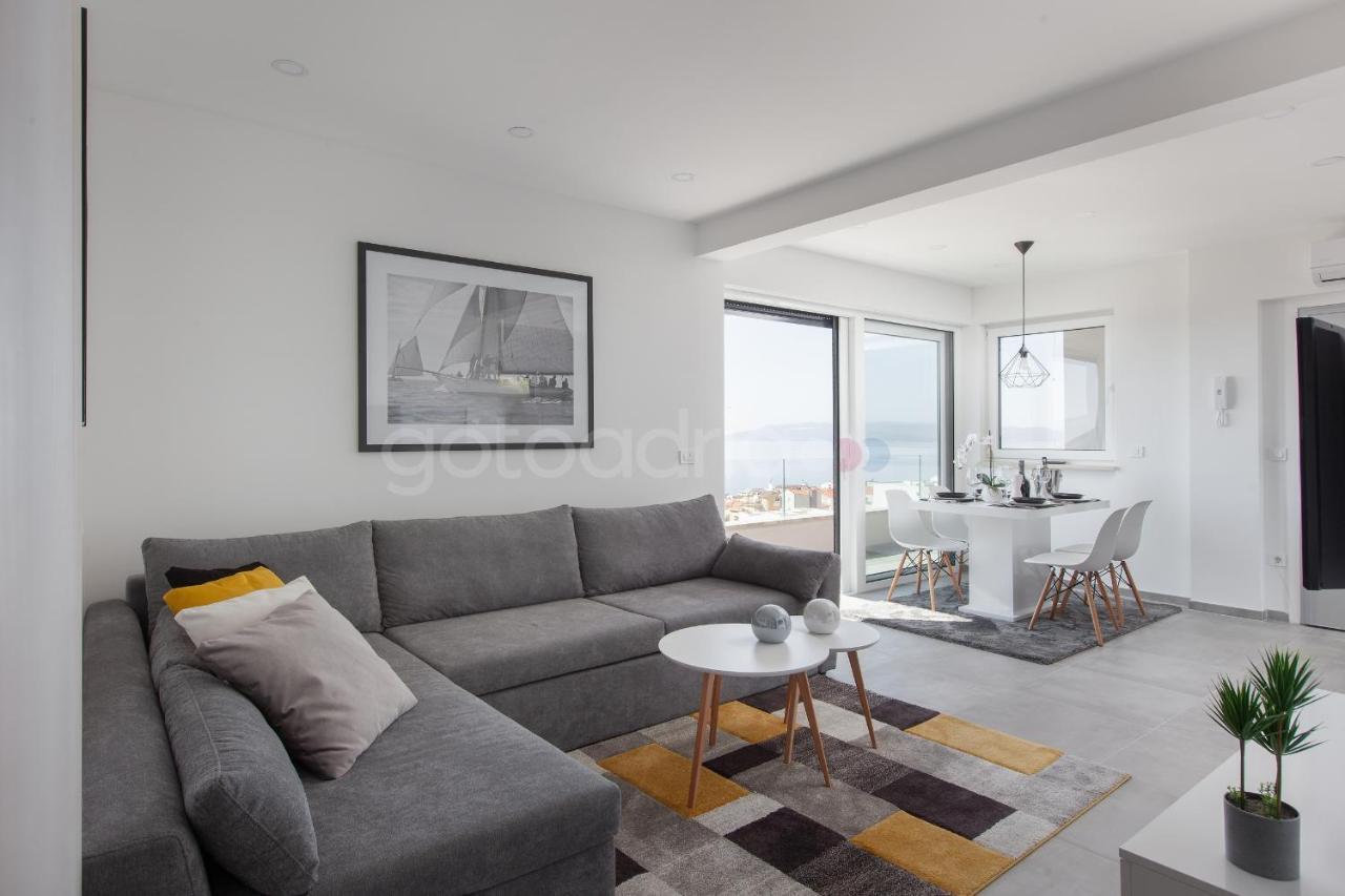 Luxury Apartment Sofia -Free Beach Parking Makarska Exterior photo